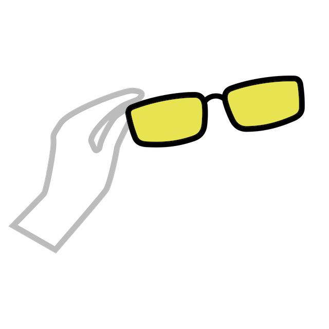 Elkészült szemüveg átadása